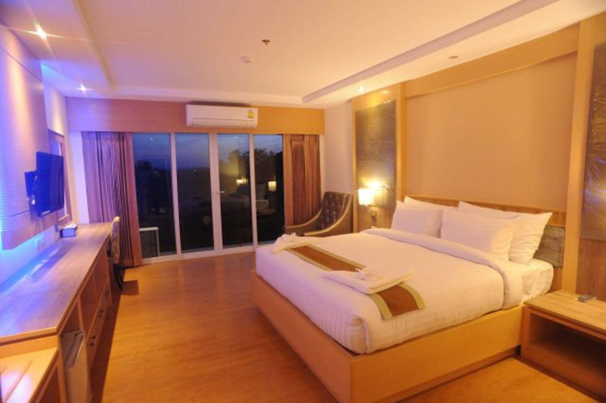 Kitlada Hotel Udonthani Dış mekan fotoğraf