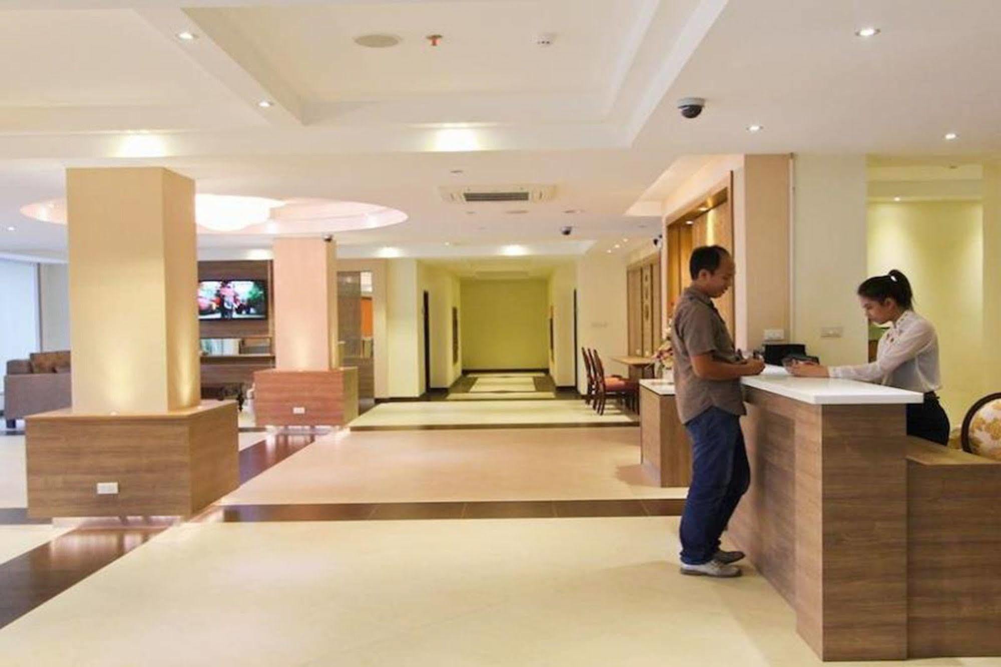 Kitlada Hotel Udonthani Dış mekan fotoğraf